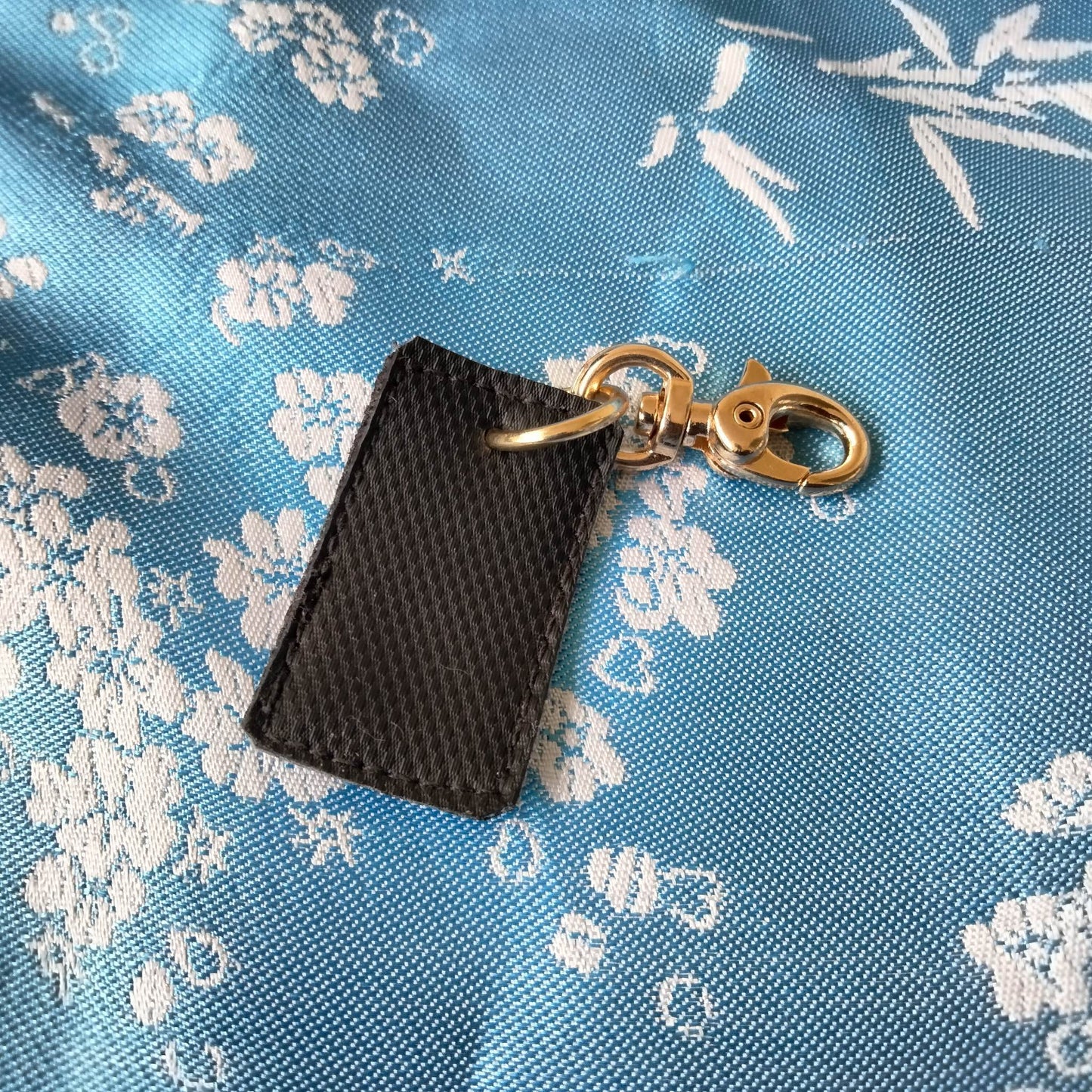 N Mint ( Key Fob )
